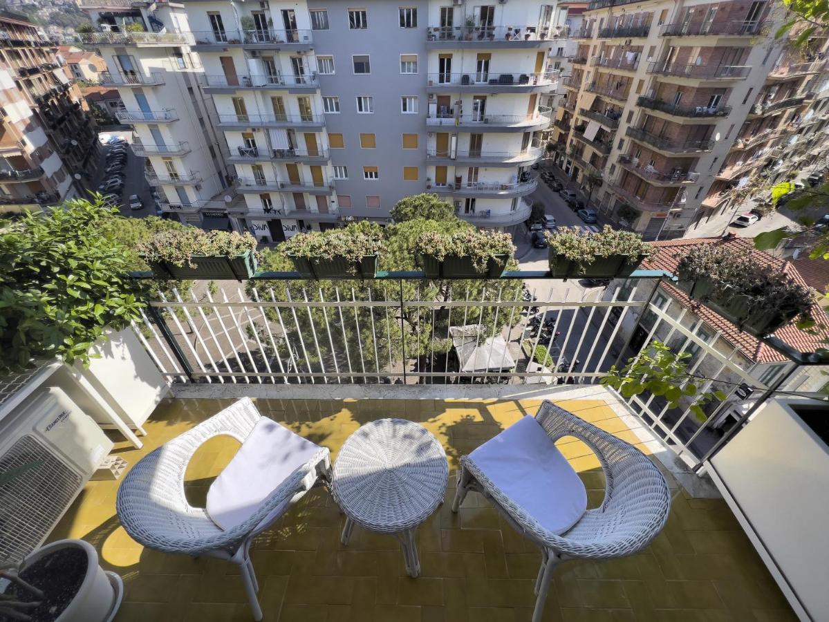 Casa Nina Deluxe Bed & Breakfast Salerno Ngoại thất bức ảnh