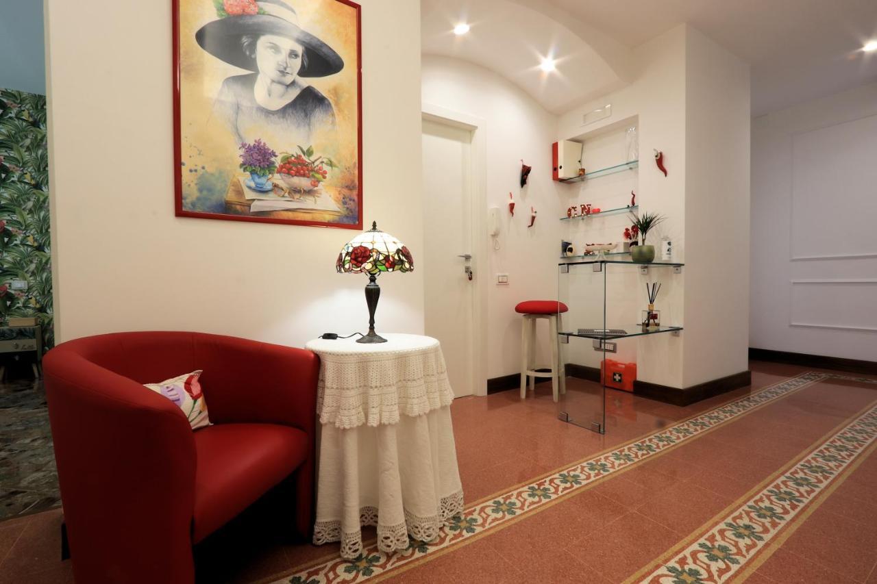 Casa Nina Deluxe Bed & Breakfast Salerno Ngoại thất bức ảnh