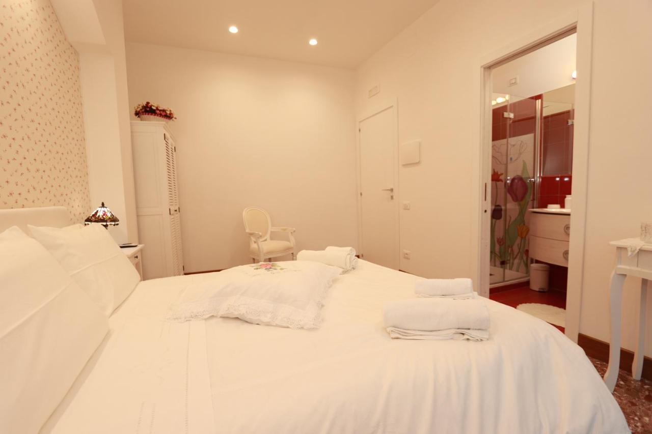 Casa Nina Deluxe Bed & Breakfast Salerno Ngoại thất bức ảnh